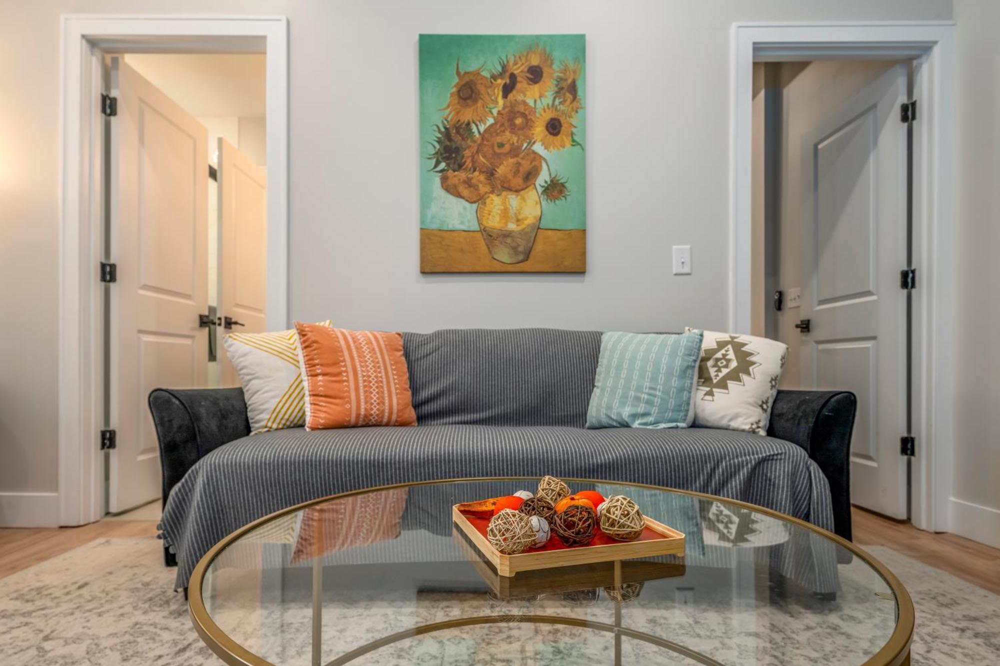 Prime Otr, 3 Lux Queen Beds, Two 55In Tvs, Steps To Tql, Findlay Market, Light Rail, Fast Wifi Cincinnati Dış mekan fotoğraf