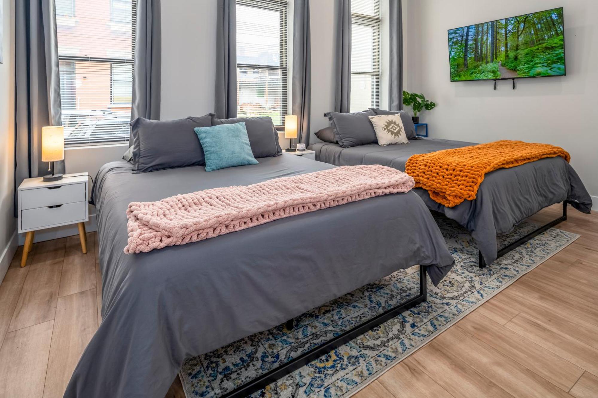 Prime Otr, 3 Lux Queen Beds, Two 55In Tvs, Steps To Tql, Findlay Market, Light Rail, Fast Wifi Cincinnati Dış mekan fotoğraf