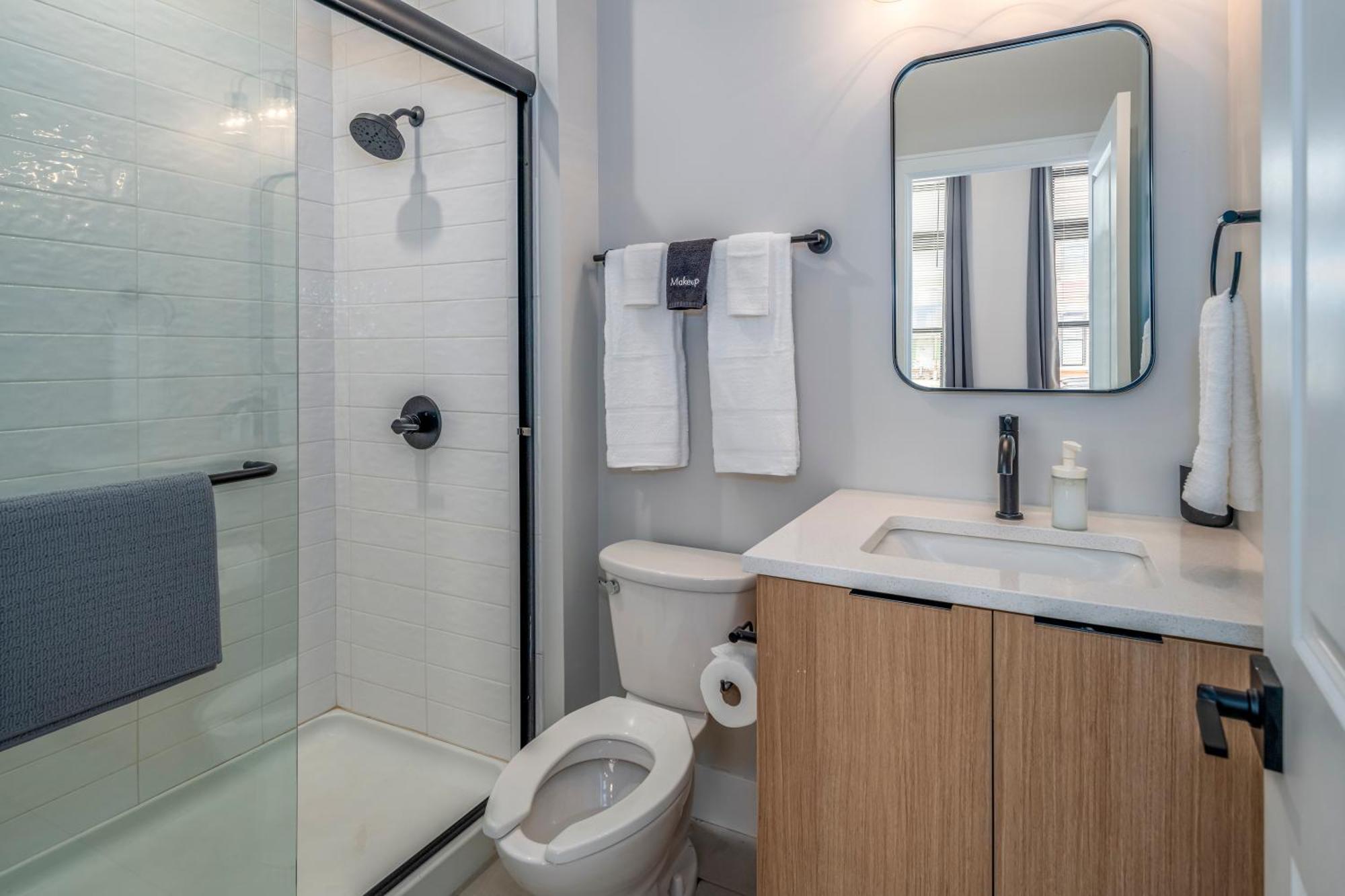 Prime Otr, 3 Lux Queen Beds, Two 55In Tvs, Steps To Tql, Findlay Market, Light Rail, Fast Wifi Cincinnati Dış mekan fotoğraf